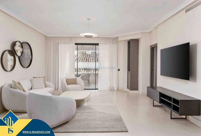 Apartamento en Venta en Puerto Banús