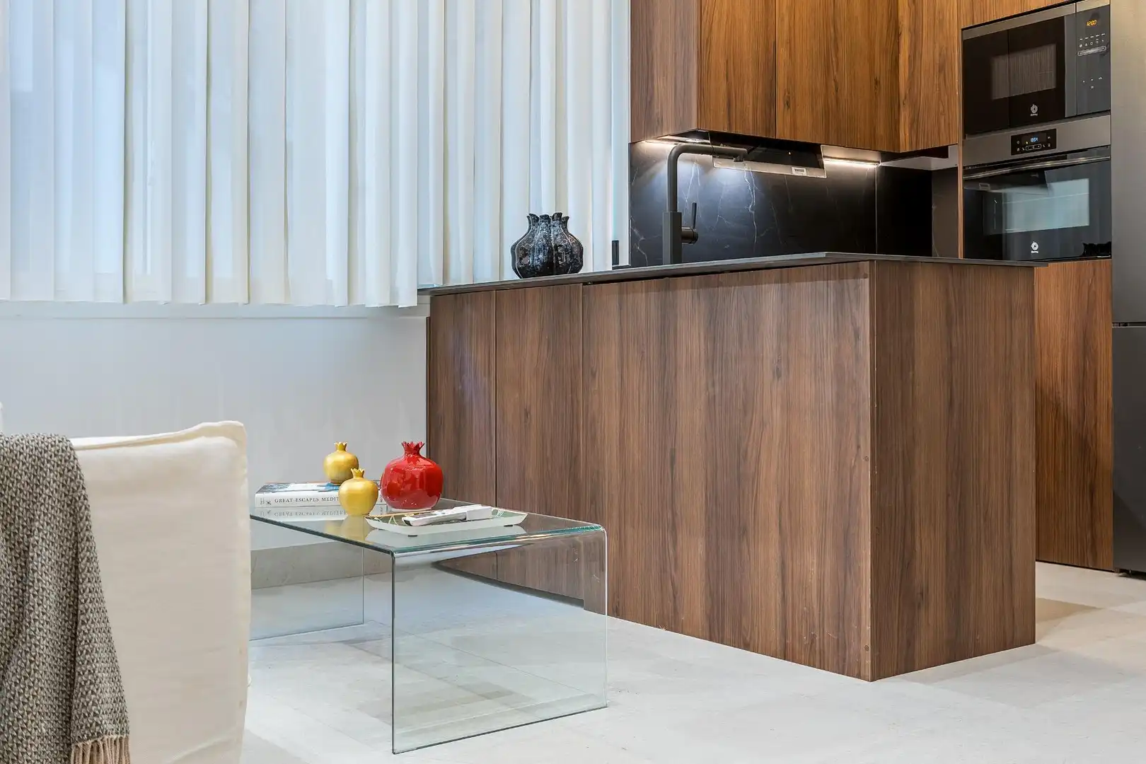 Kitchen of Ground floor for sale in Granada  with Air Conditioner, Private garden and Furnished