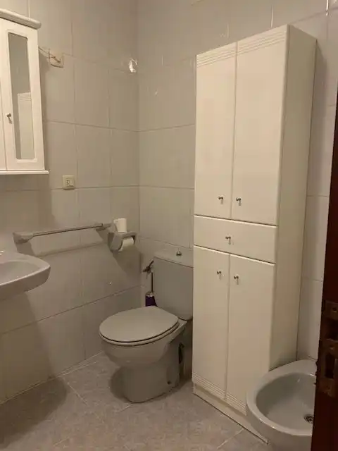 Bany de Pis de lloguer en Narón amb Calefacció, Parquet i Terrassa