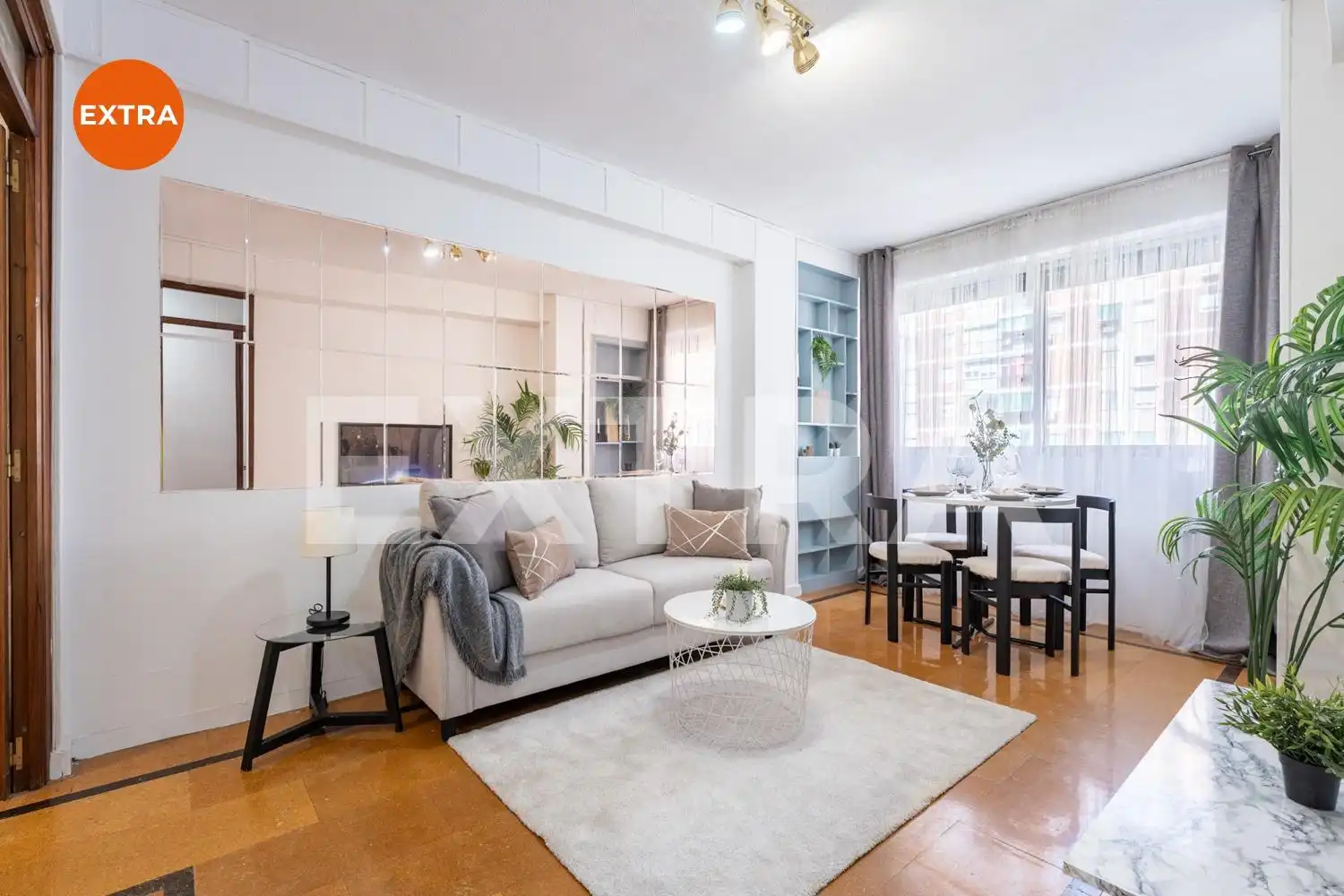 Sala de estar de Piso en venta en Madrid con Calefacción y Parquet