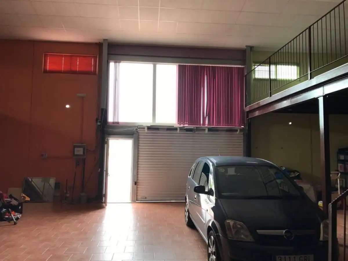 Nau industrial en venda en Murcia