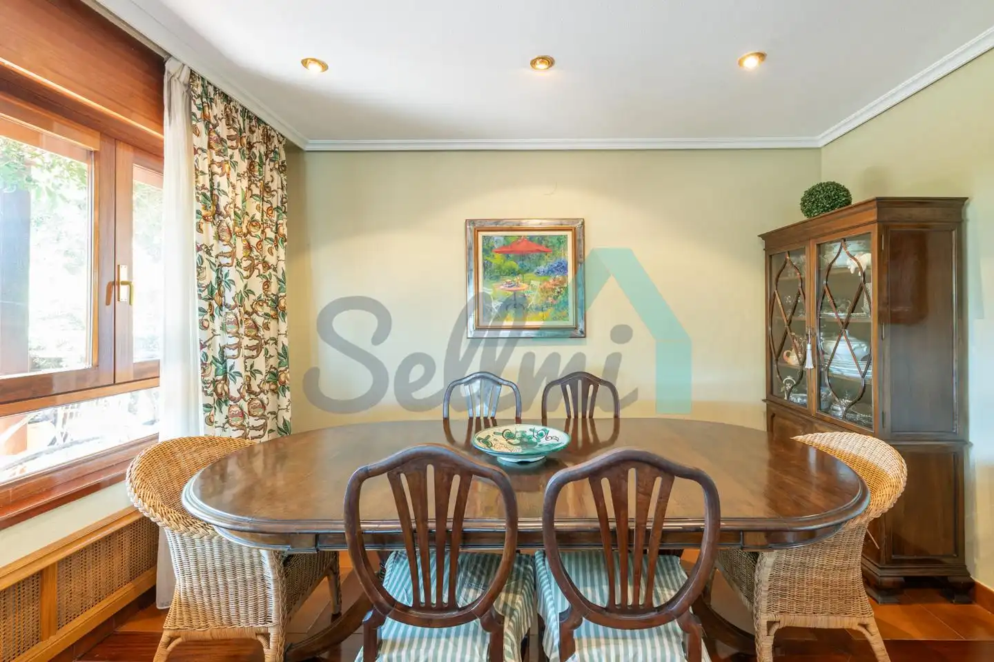 Dining room of Detached homes for sale in Llanes  with Heating, Private garden and Parquet flooring