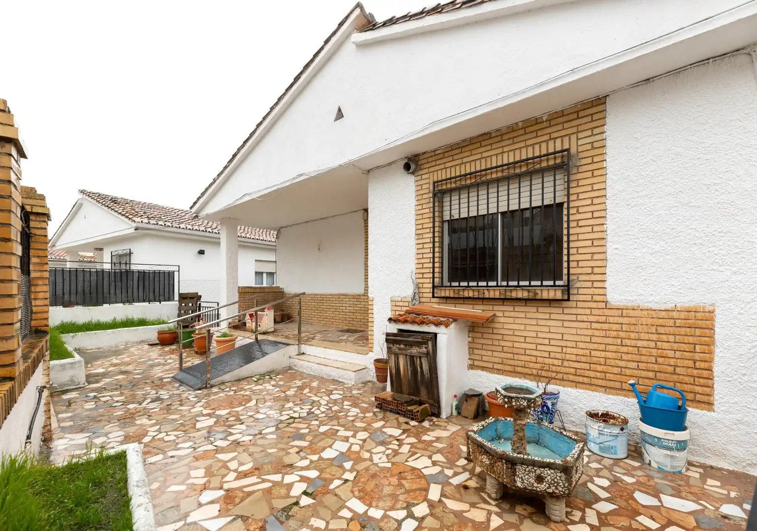 Chalet con jardín en venta en Calle Rumanía 30, imagen 6