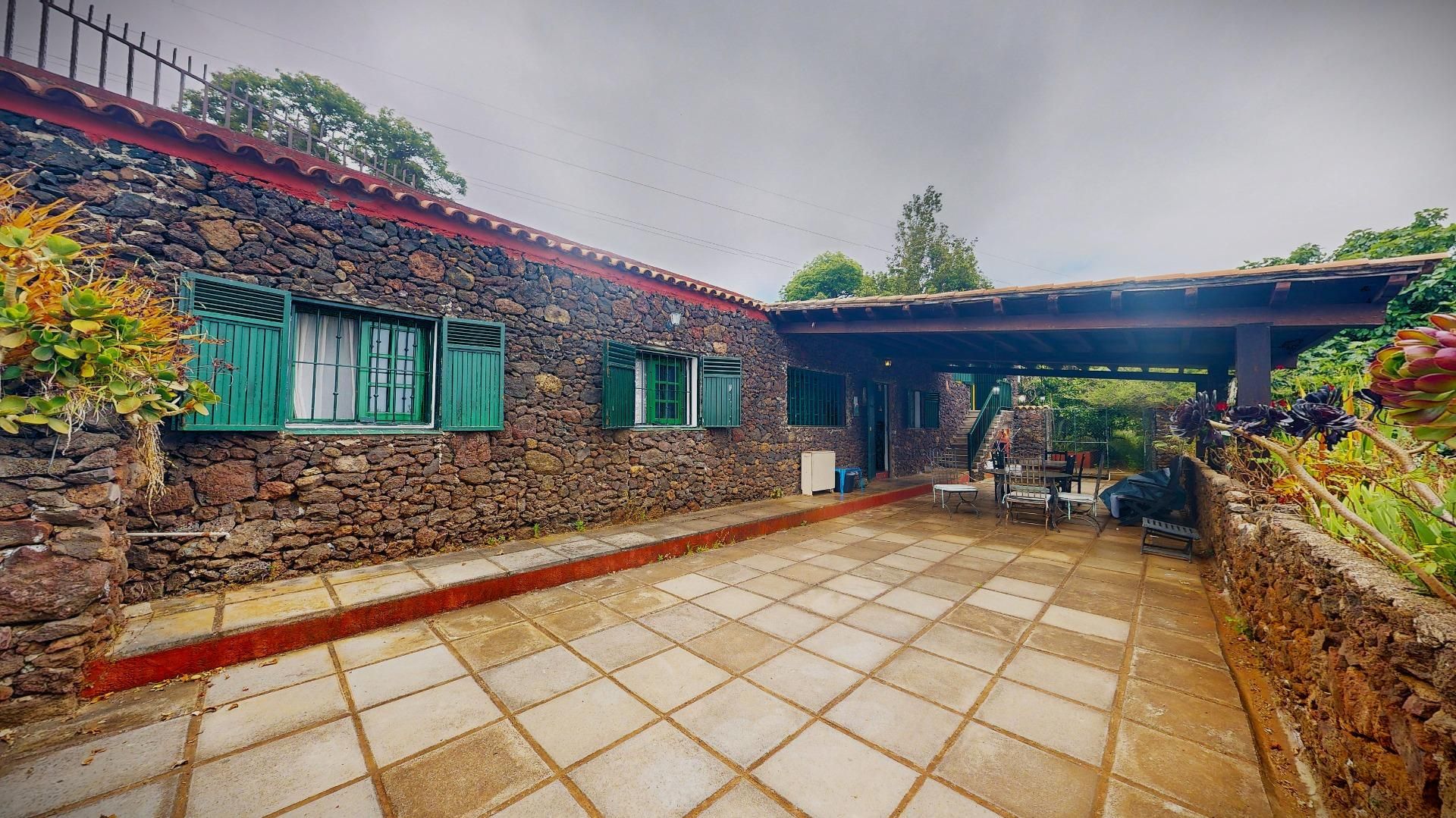 Vista exterior de Casa o xalet en venda en La Matanza de Acentejo