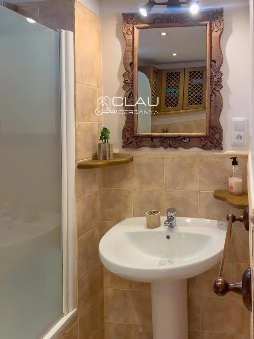 Bathroom of Detached homes for rent in Osséja  with Heating, Private garden and Parquet flooring