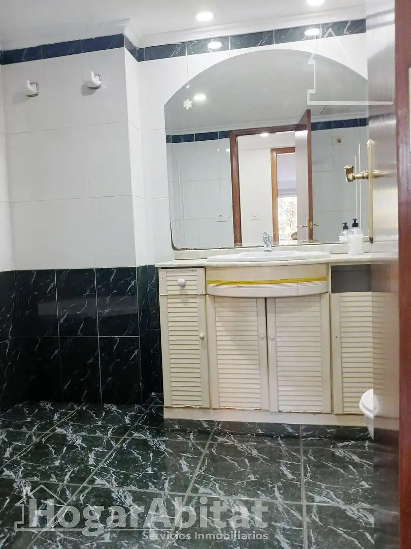 Baño de Piso en venta en Almenara con Balcón