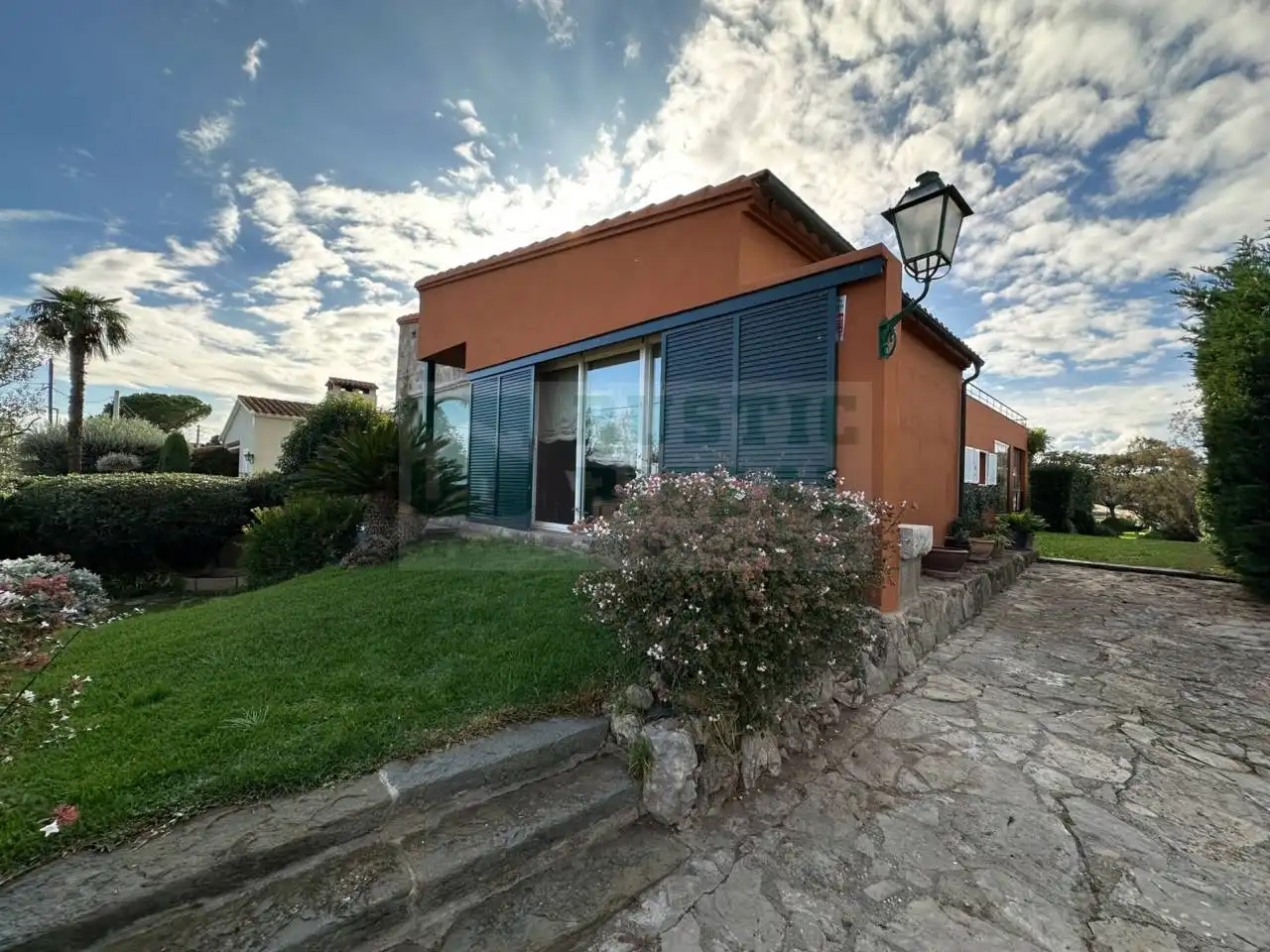 Vista exterior de Casa o xalet en venda en Ultramort amb Aire condicionat, Calefacció i Jardí privat