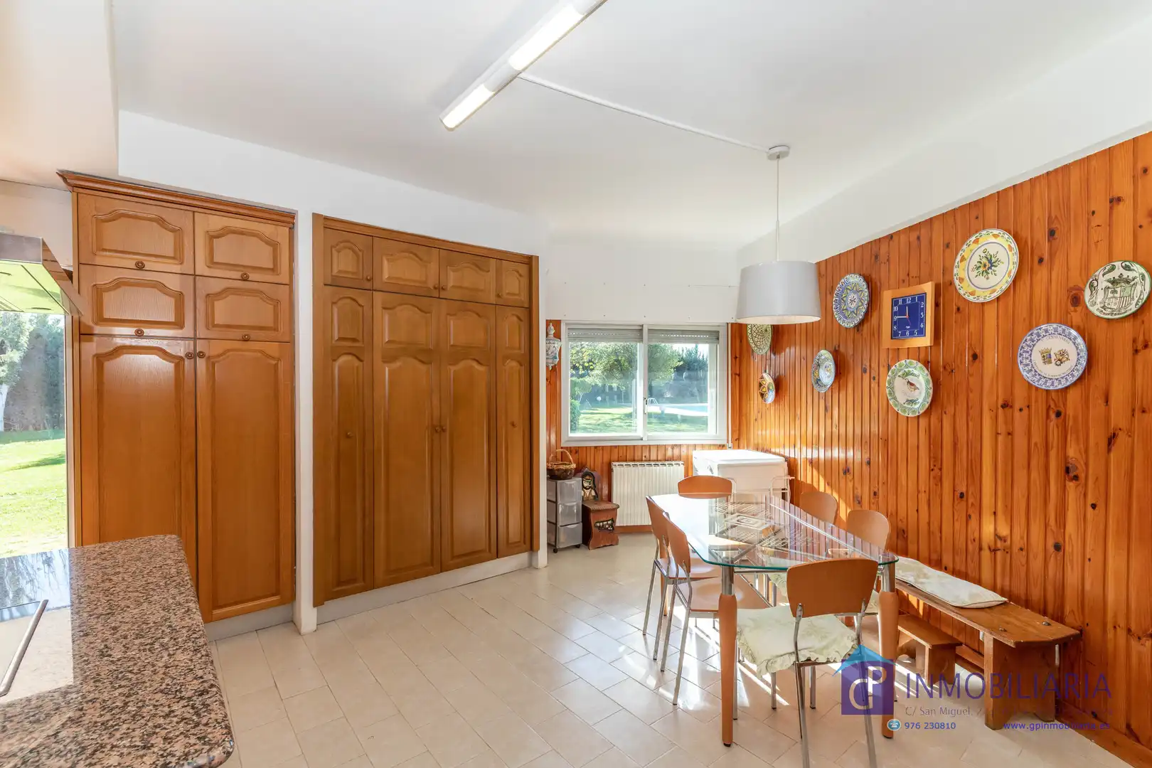 Cocina de Casa o chalet en venta en Zaragoza con Aire acondicionado, Calefacción y Jardín privado