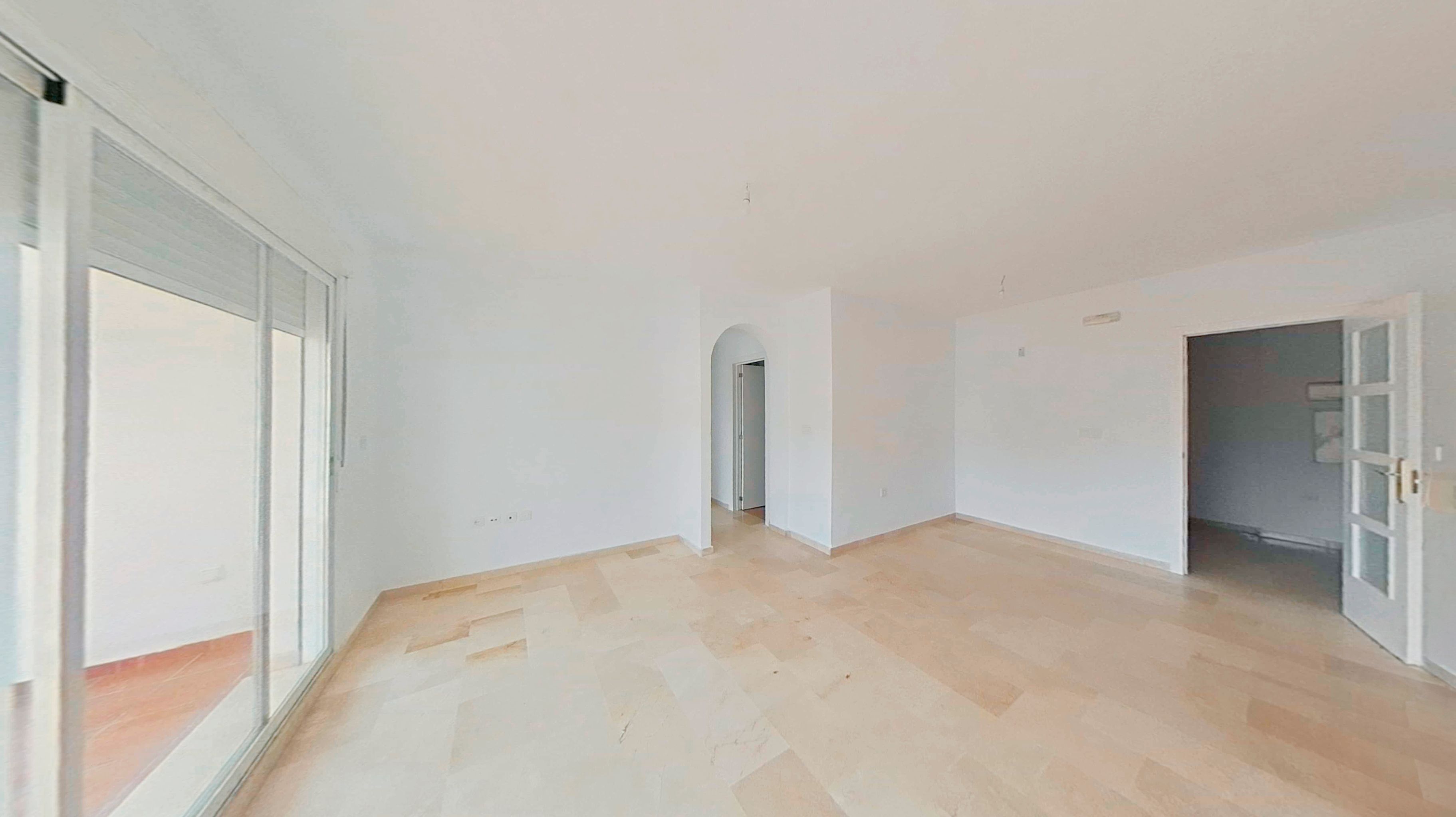 Living room of Flat for sale in Marbella  with Heating, Terrace and Oven