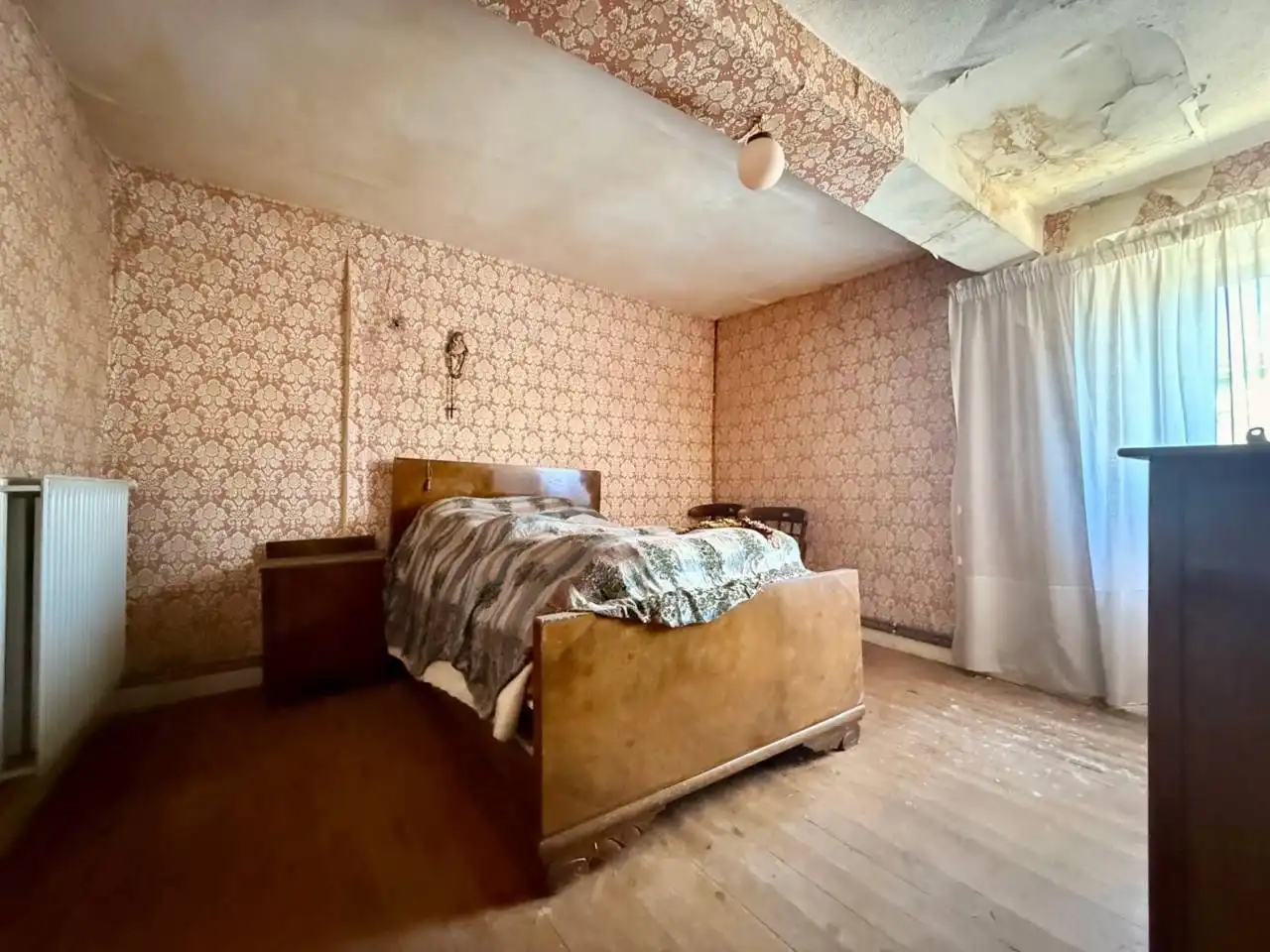 Habitación de Casa adosada en venta en Oña
