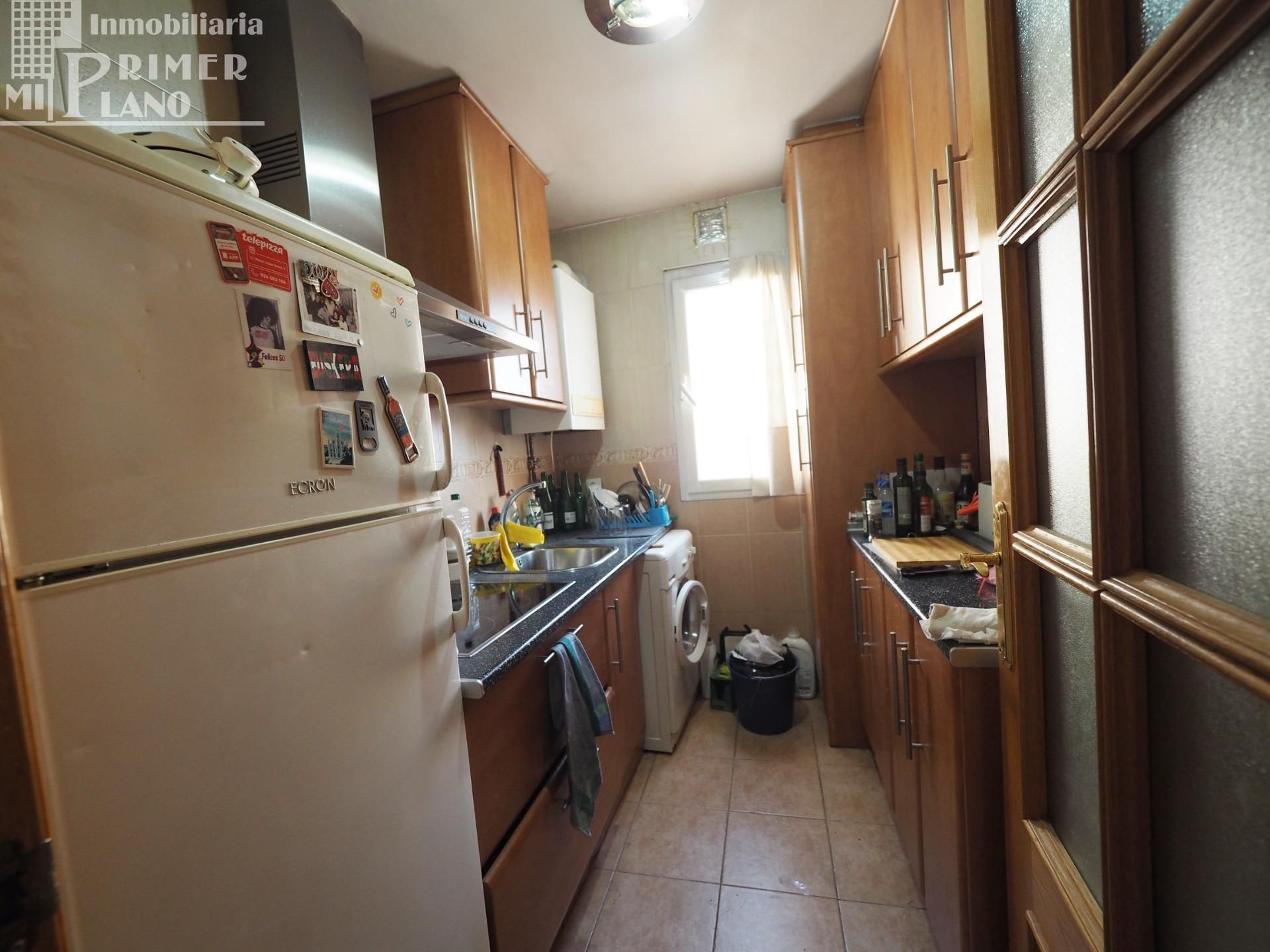 Cuina de Apartament en venda en Tomelloso amb Calefacció