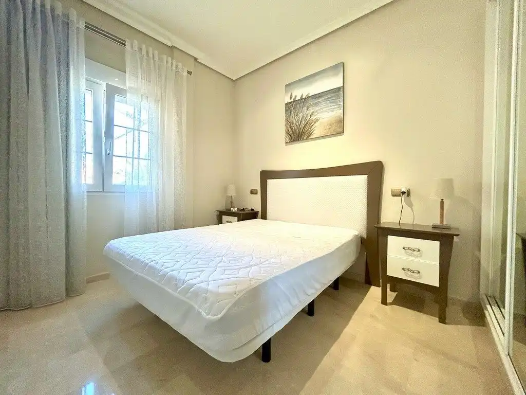 Dormitori de Àtic en venda en Orihuela amb Terrassa, Balcó i Piscina comunitària