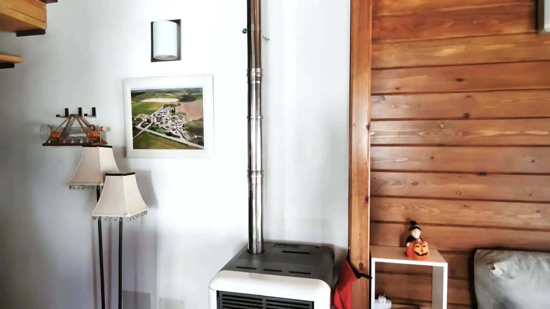 Außenansicht von Haus oder Chalet zum Verkauf in Sahagún mit Heizung