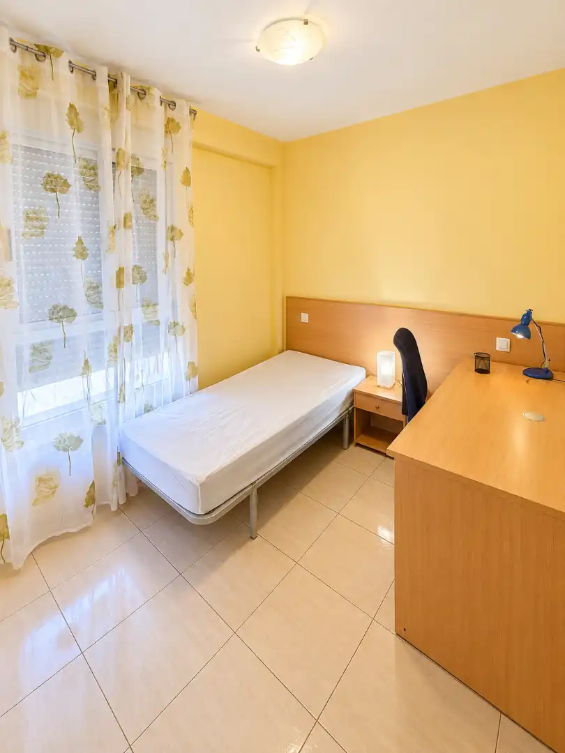 Bedroom of Flat for rent in La Laguna