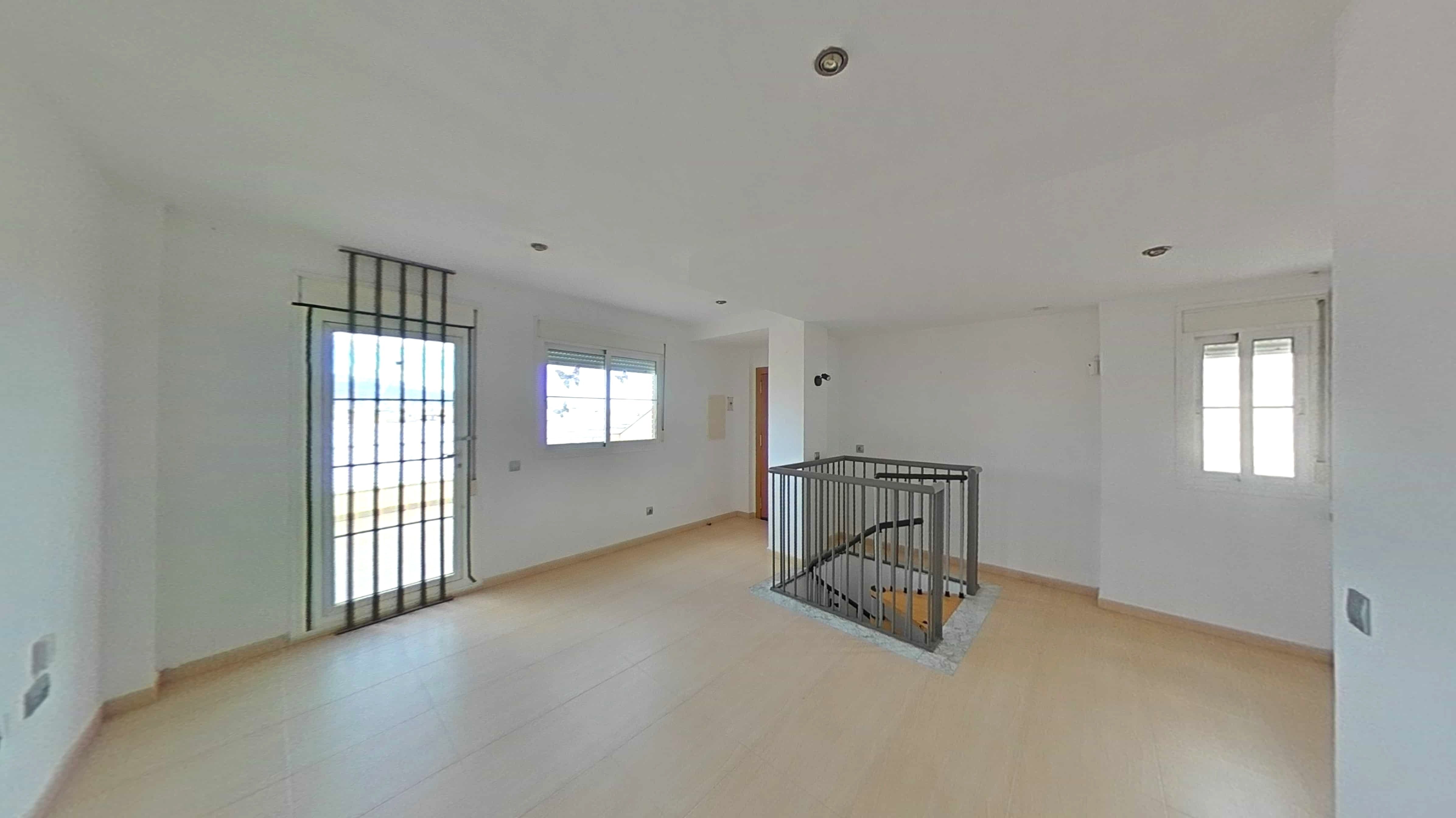 Duplex for sale in Roquetas de Mar  with Terrace and Balcony