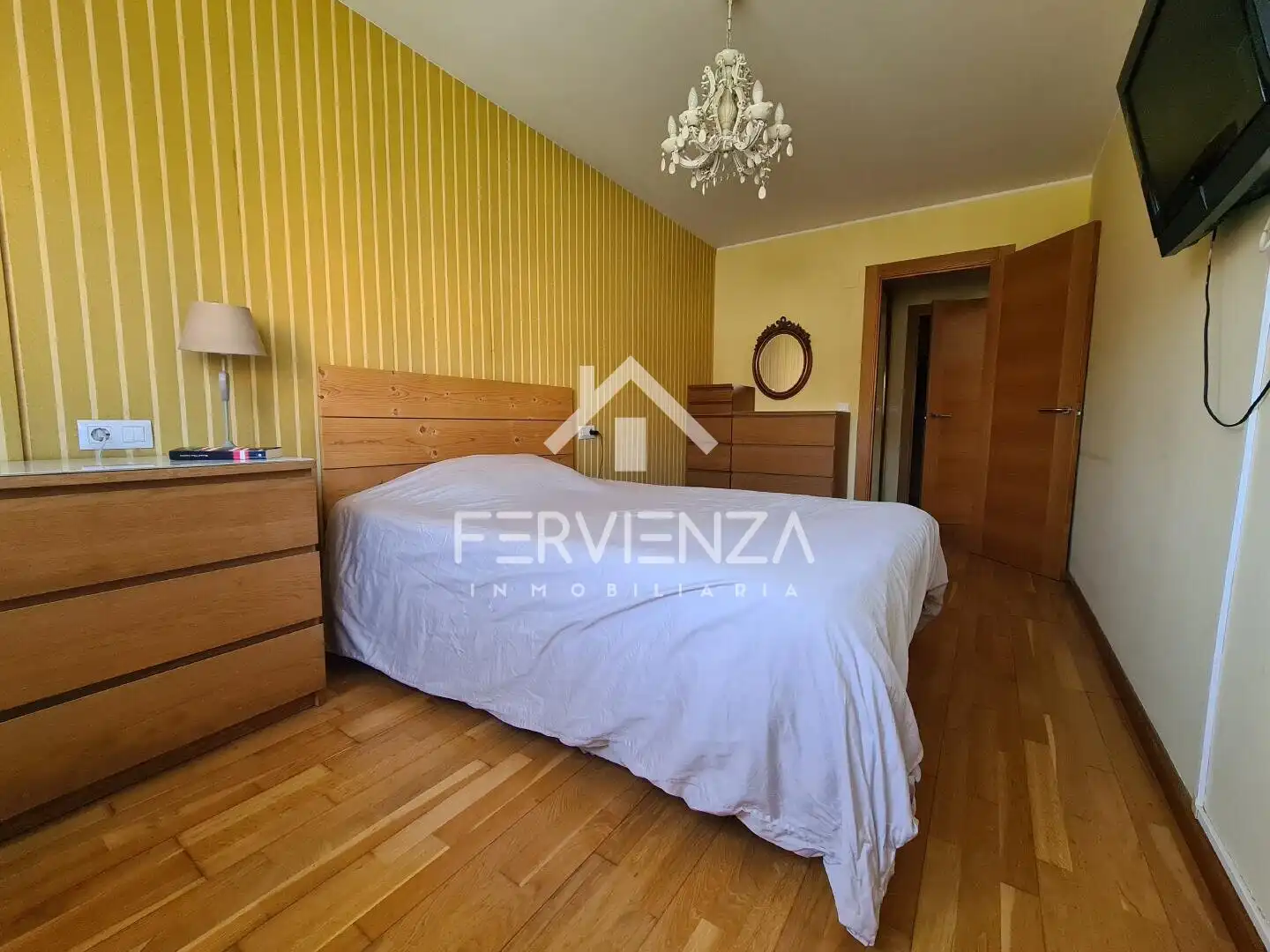 Dormitori de Pis en venda en Oviedo 