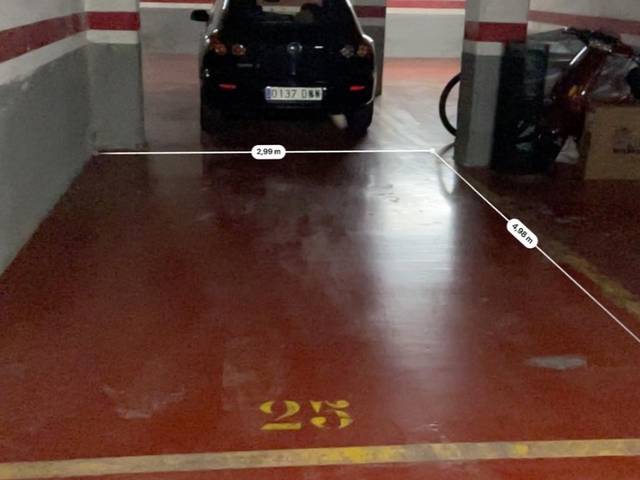 Garaje en Alquiler en Carrer Joan Antoni Samaranch, 26 en Centre - Can Nadal