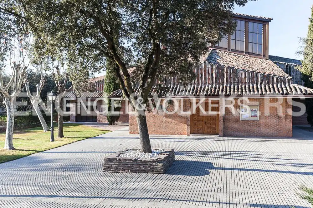 Exterior view of Apartments for rent in Algete  with Air Conditioner, Heating and Private garden