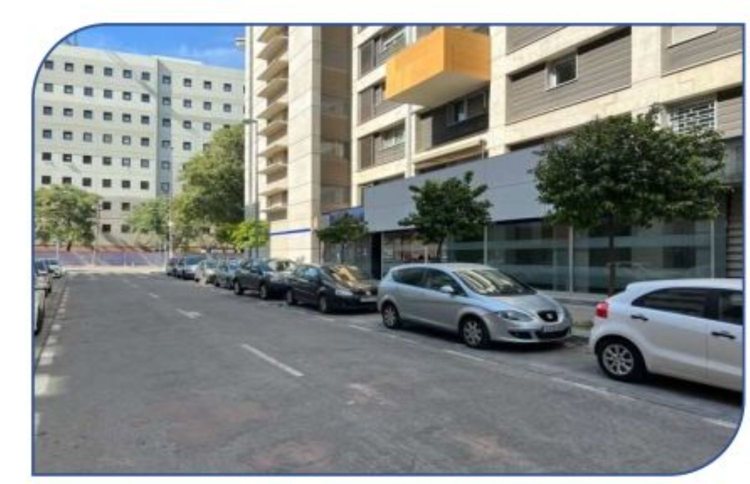 Aparcament de Local de lloguer en  Sevilla Capital