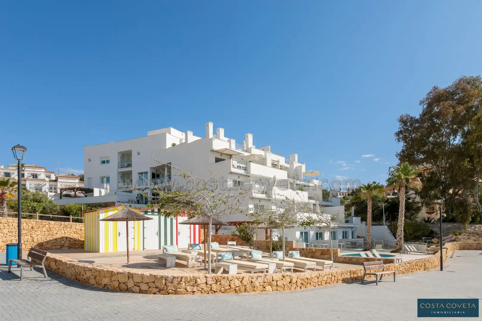 Außenansicht von Erdgeschoss zum Verkauf in El Campello mit Klimaanlage, Heizung und Terrasse