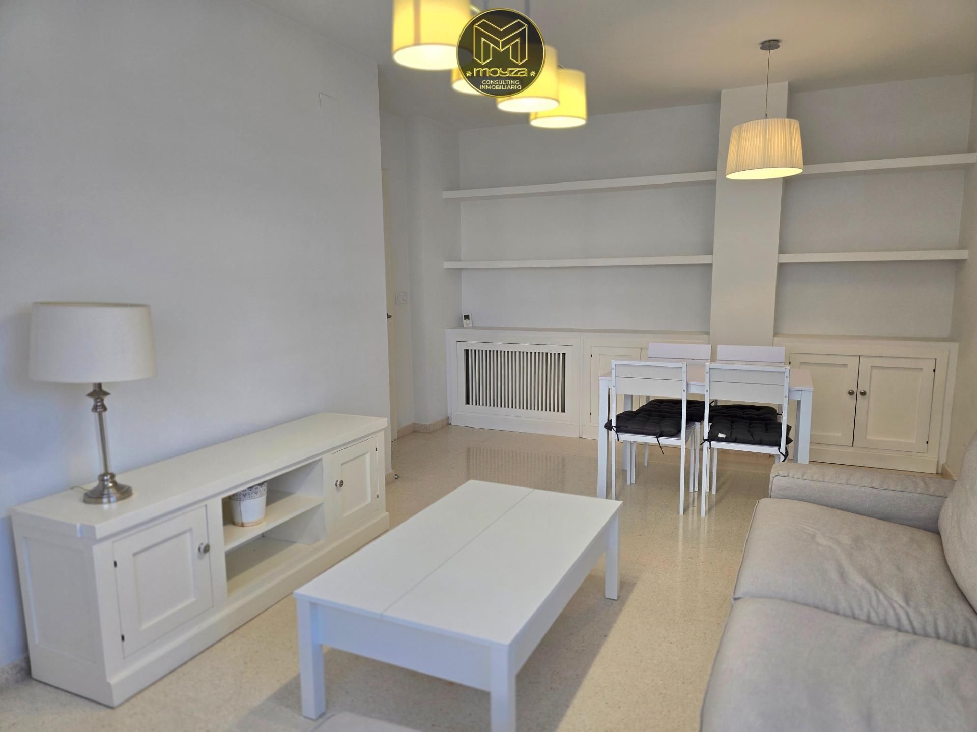 Sala d'estar de Pis en venda en  Jaén Capital amb Terrassa i Piscina comunitària