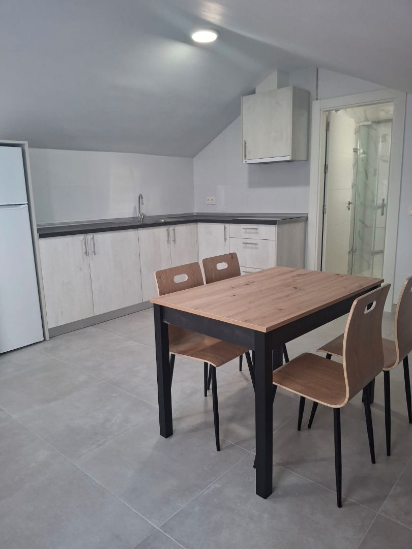 Cuina de Pis de lloguer en Málaga Capital amb Aire condicionat, Moblat i Rentadora