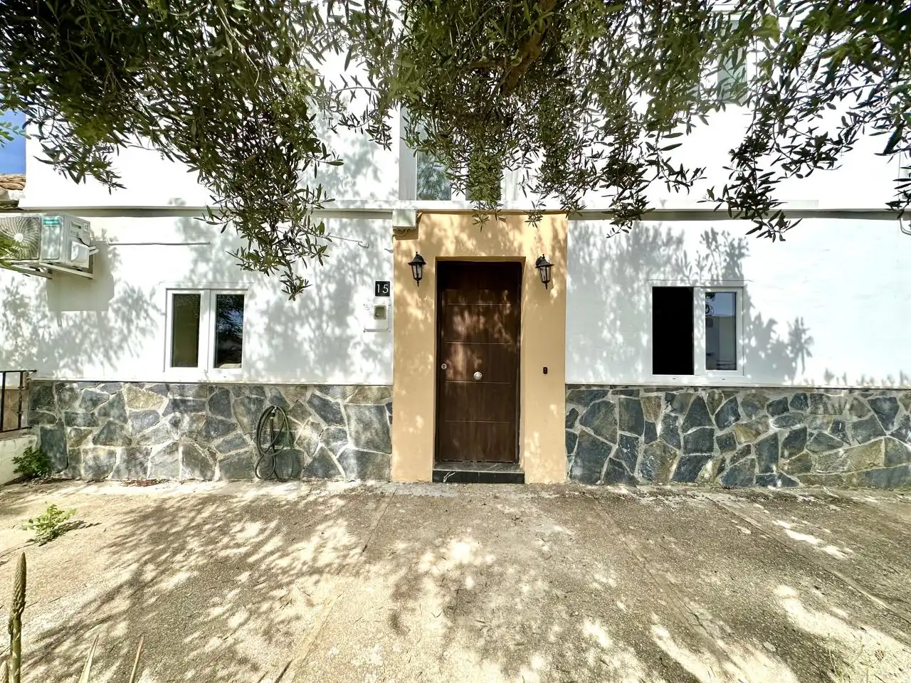 Vista exterior de Casa o chalet en venta en Antequera con Aire acondicionado, Jardín privado y Parquet