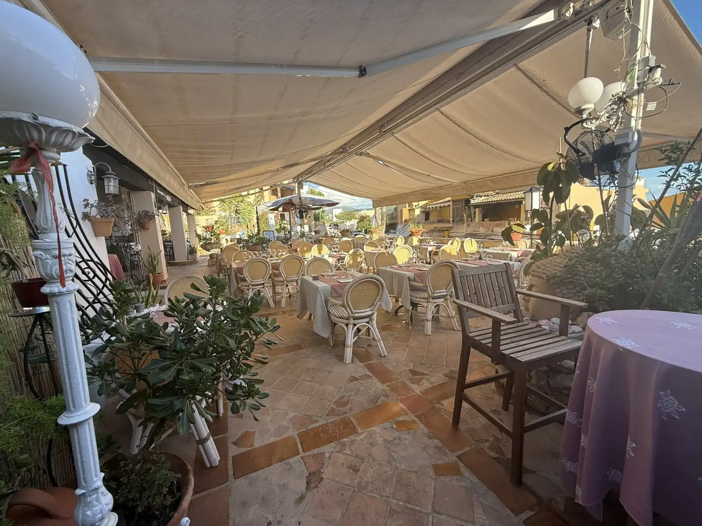 Terrasse von Geschaftsraum zum Verkauf in Calvià mit Terrasse, Möbliert und Internet