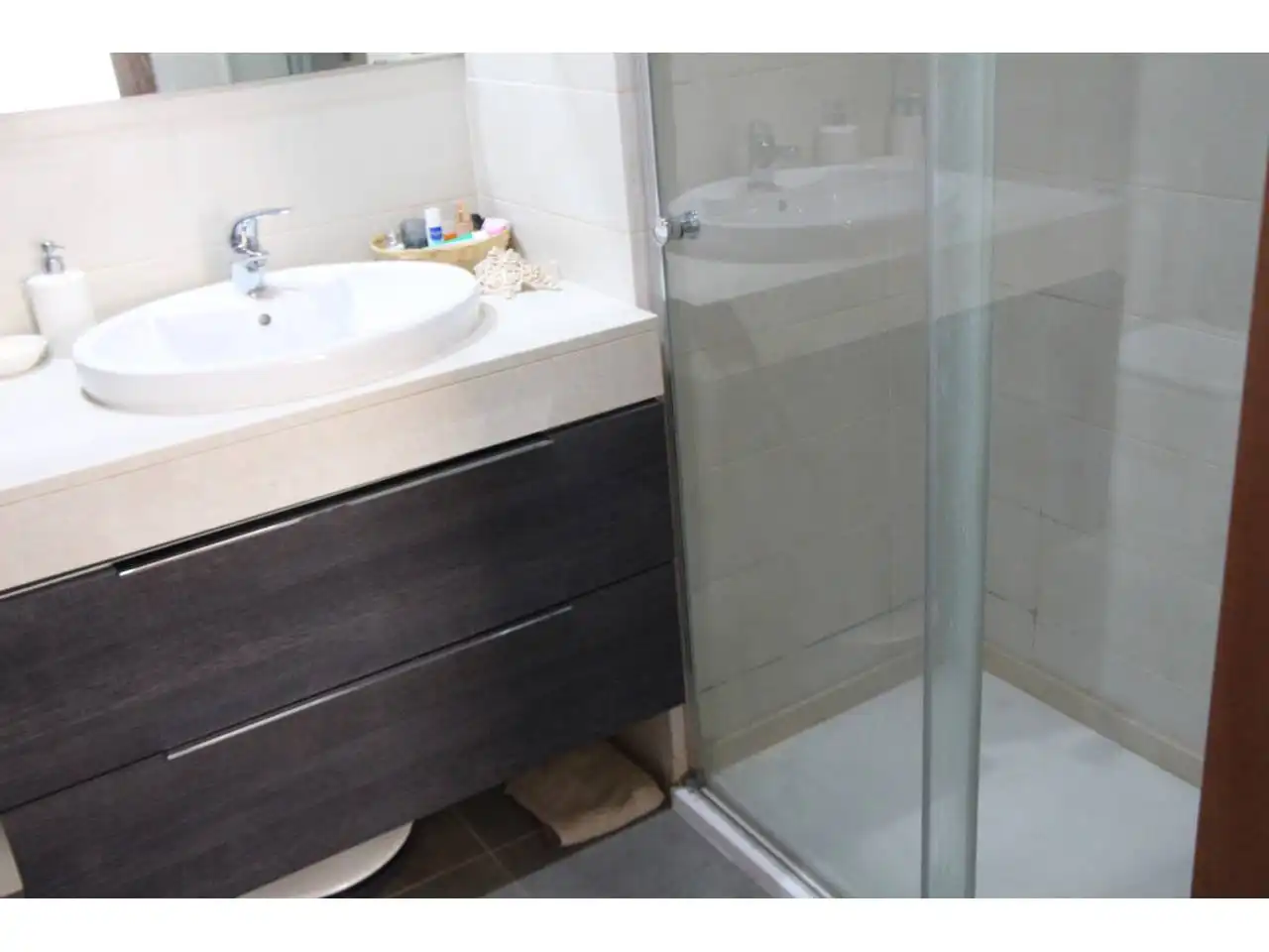 Badezimmer von Wohnung zum Verkauf in Granollers mit Klimaanlage, Heizung und Terrasse