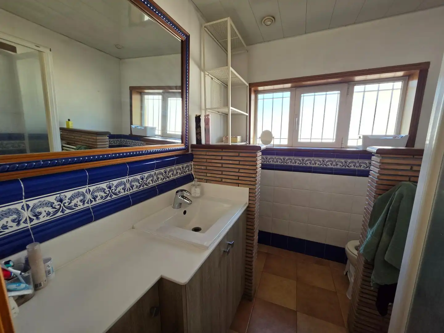 Baño de Casa adosada en venta en Sant Pere de Ribes con Aire acondicionado, Calefacción y Piscina