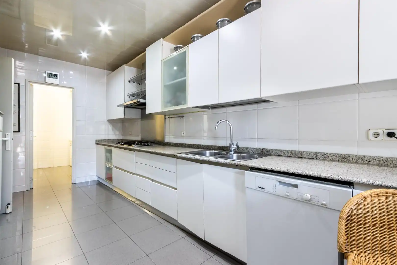 Cocina de Casa adosada en venta en Sabadell con Piscina comunitaria
