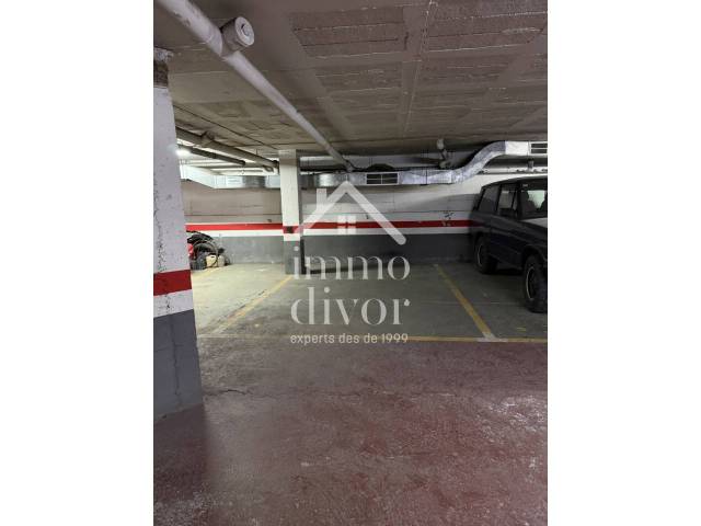 Garaje en Alquiler en Calle Jaume Brutau en El Mirador - La Cornisa