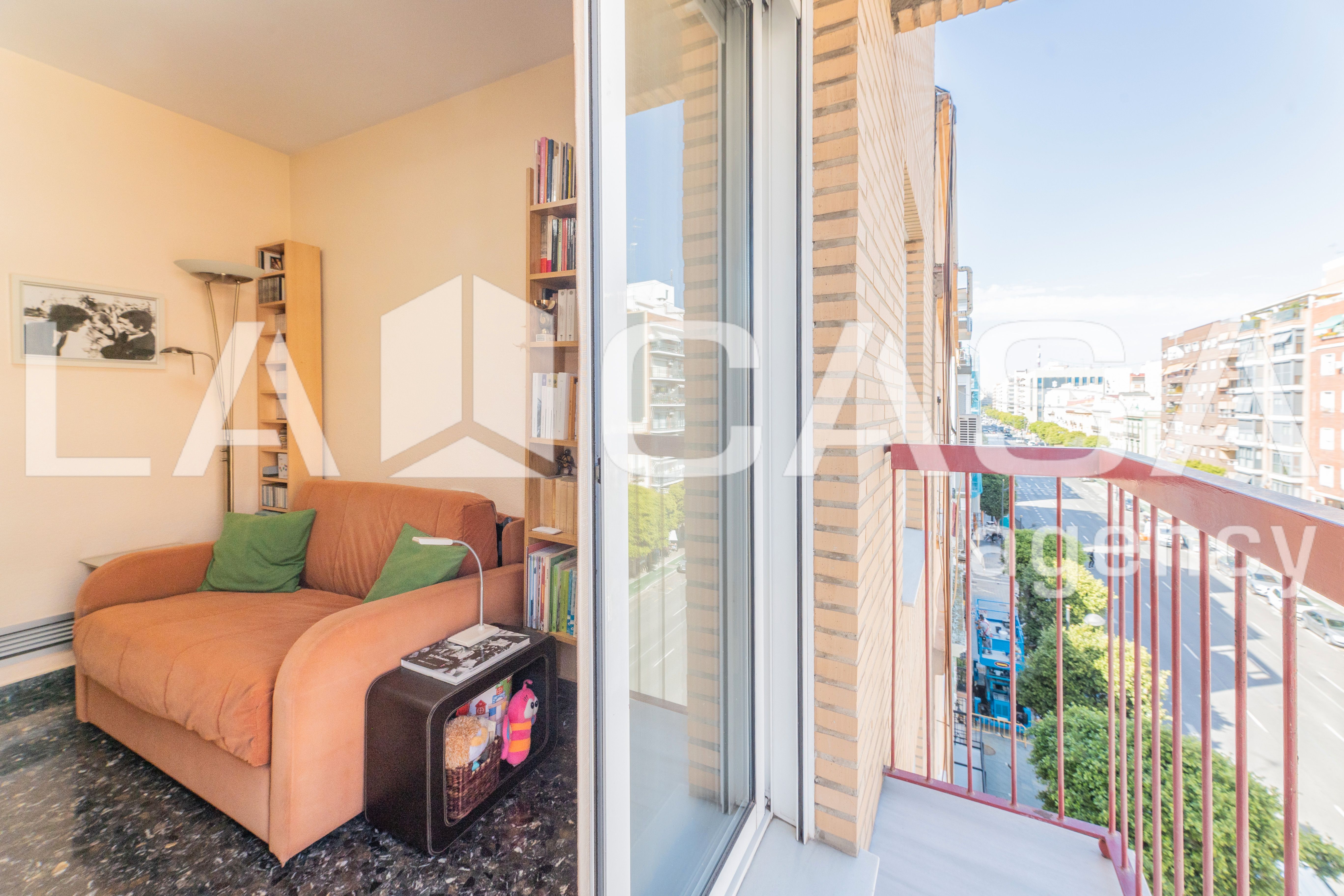 Terrassa de Pis en venda en  Valencia Capital amb Calefacció, Traster i Balcó