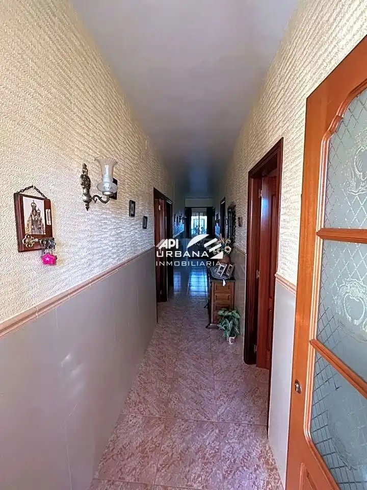Casa o xalet en venda en Lucena amb Aire condicionat, Terrassa i Traster