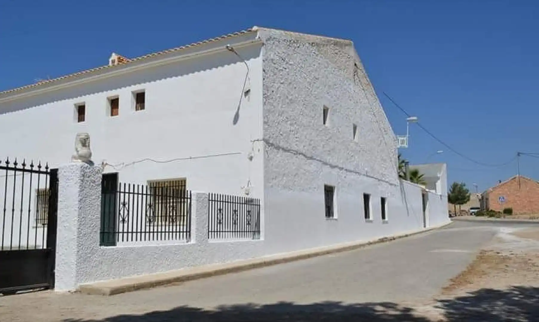 Vista exterior de Dúplex en venta en Jumilla con Calefacción