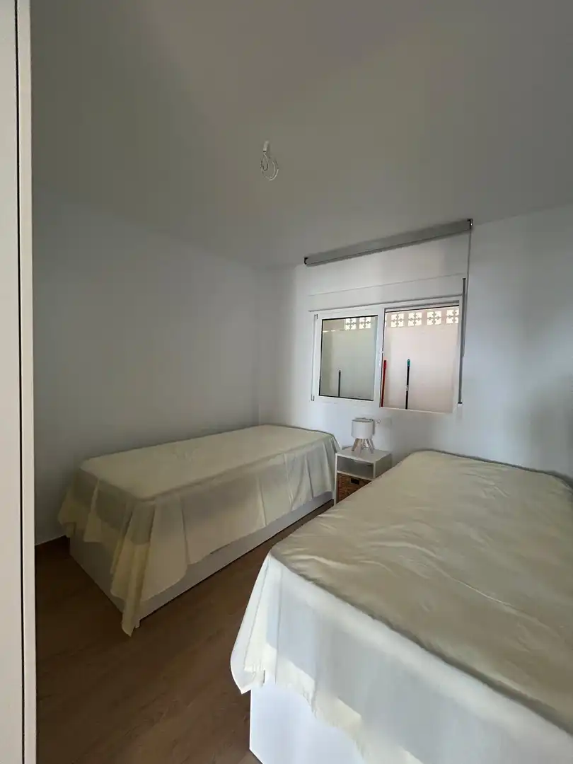 Dormitori de Apartament de lloguer en El Puig de Santa Maria amb Parquet, Terrassa i Moblat