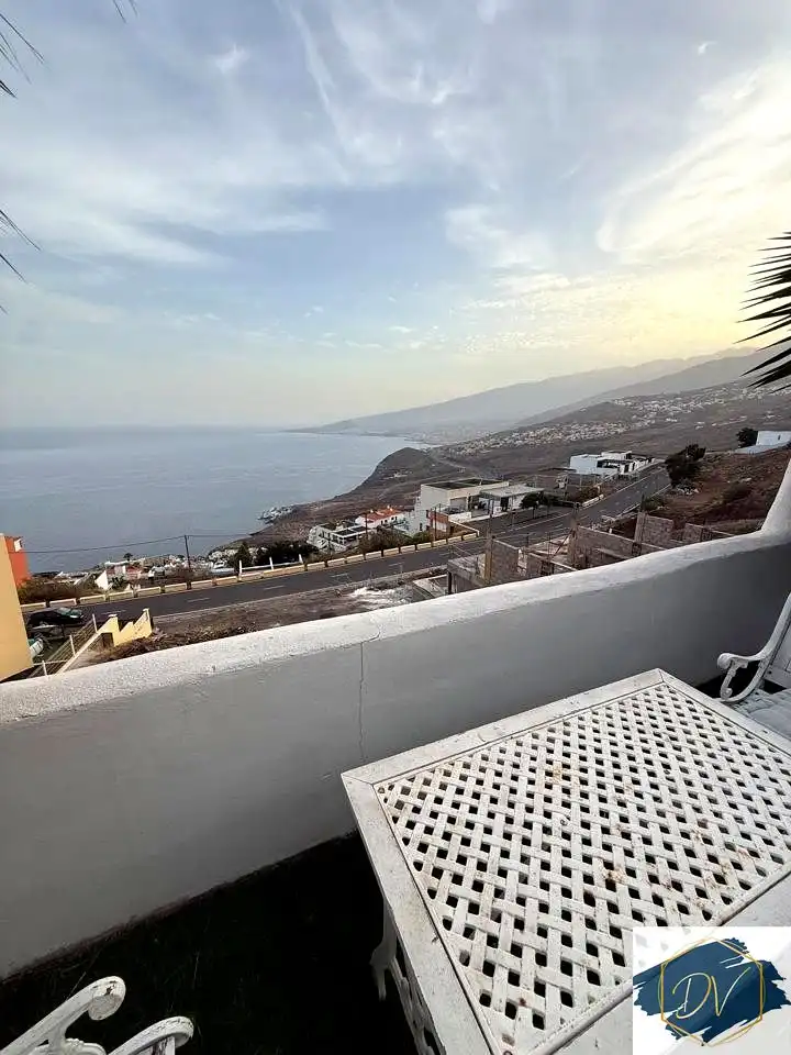Vista exterior de Estudio de alquiler en El Rosario con Terraza y Amueblado