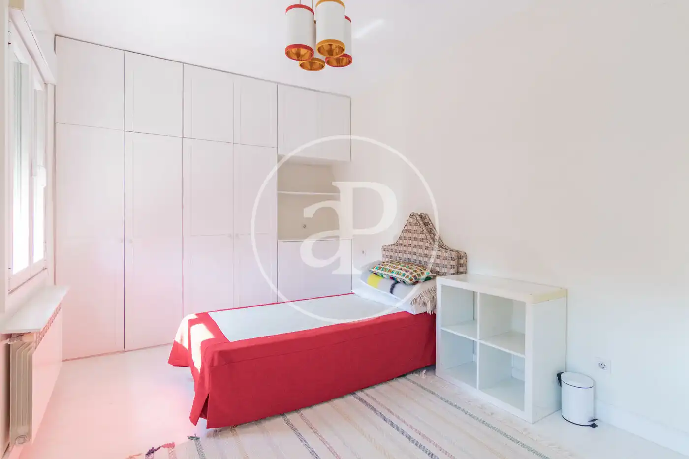 Dormitori de Casa o xalet de lloguer en Madrid amb Aire condicionat, Calefacció i Jardí privat