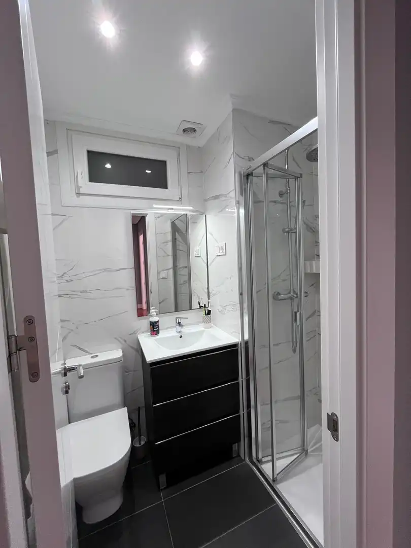 Piso con terraza en venta en Ibaiondo, imagen 33