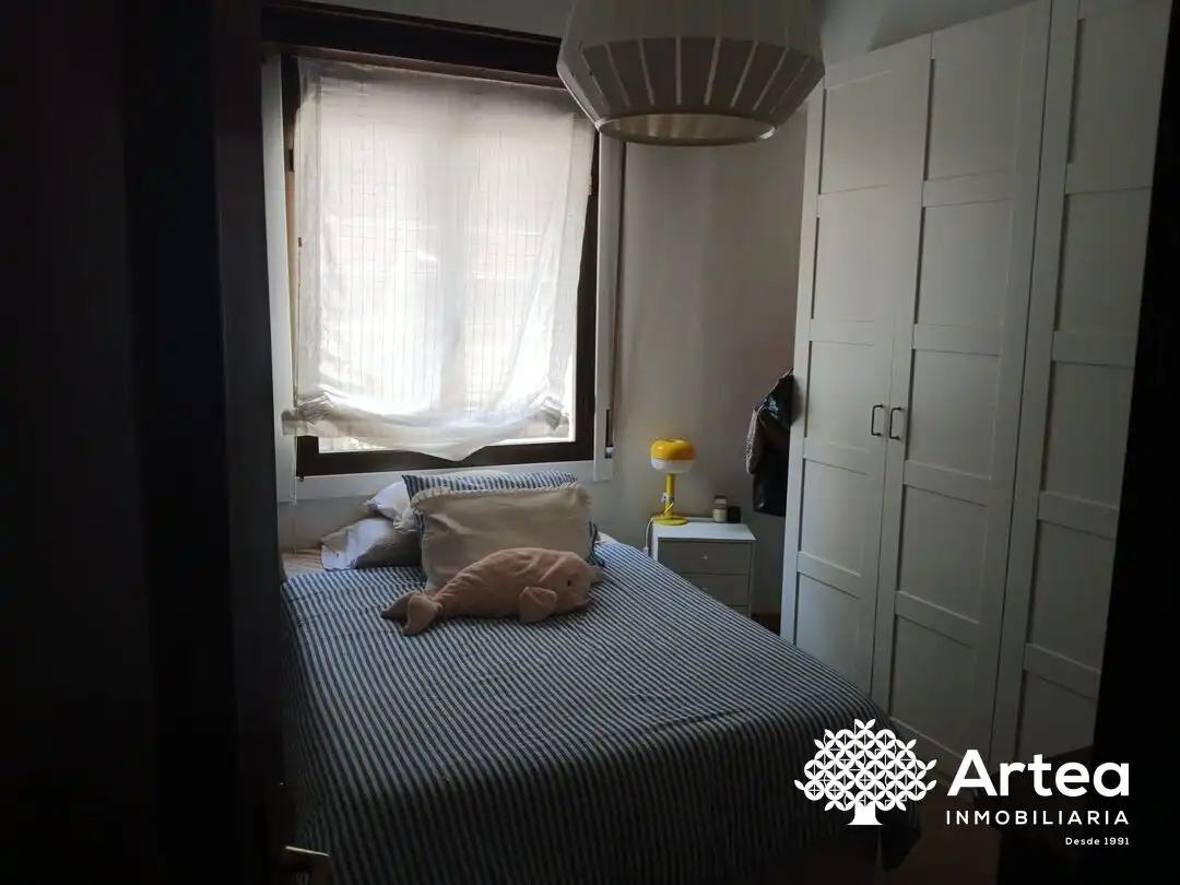 Bedroom of Flat for rent in Bilbao   with Heating