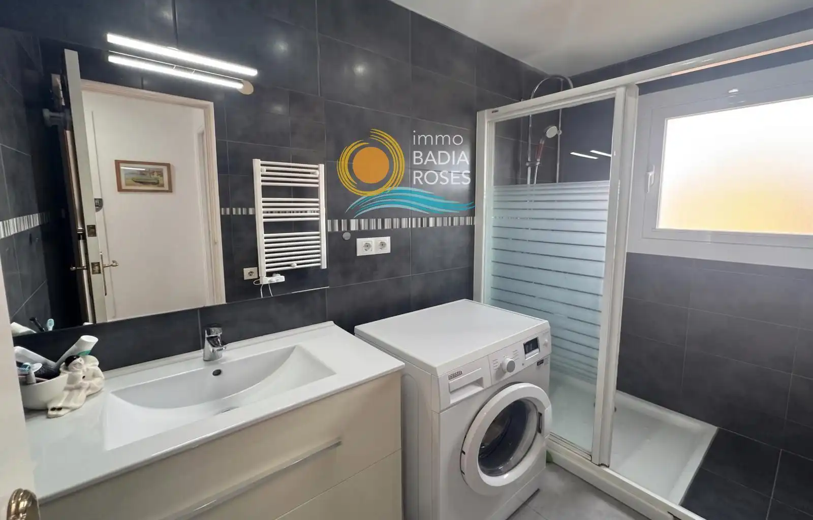 Baño de Piso en venta en Roses con Aire acondicionado, Calefacción y Terraza