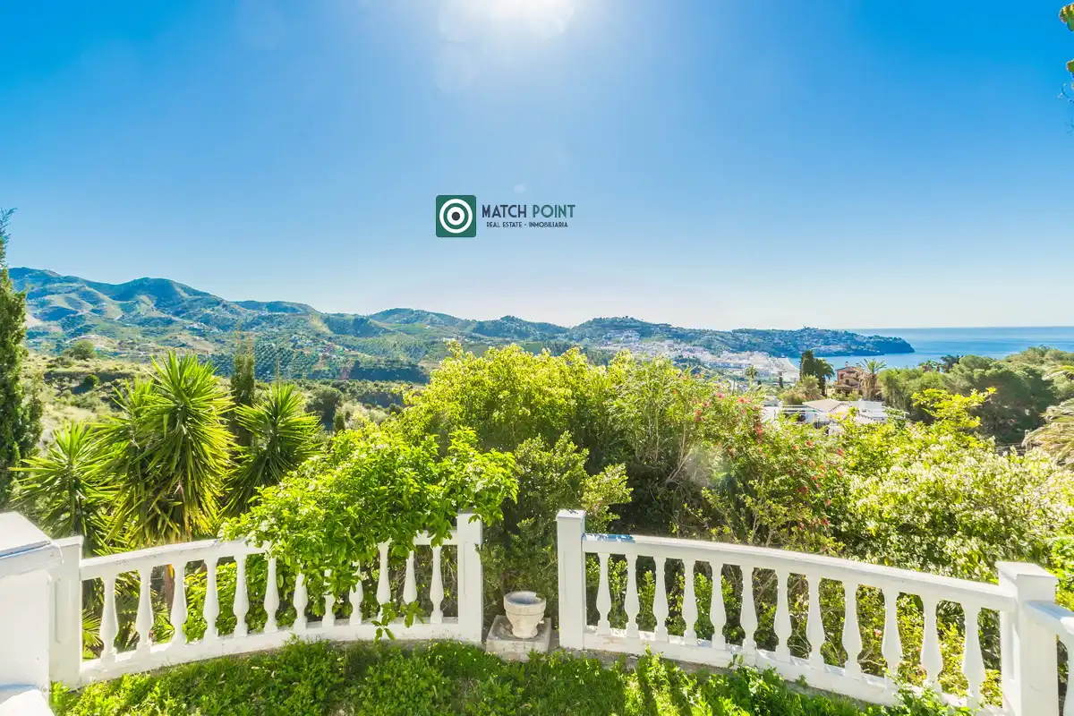 Vista exterior de Casa o chalet en venta en Almuñécar