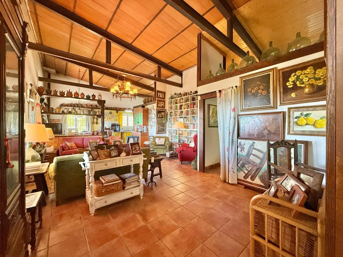 Sala de estar de Finca rústica en venta en Piedralaves con Jardín privado, Terraza y Trastero