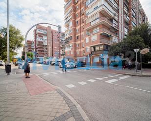 Exterior view of Premises for sale in  Madrid Capital