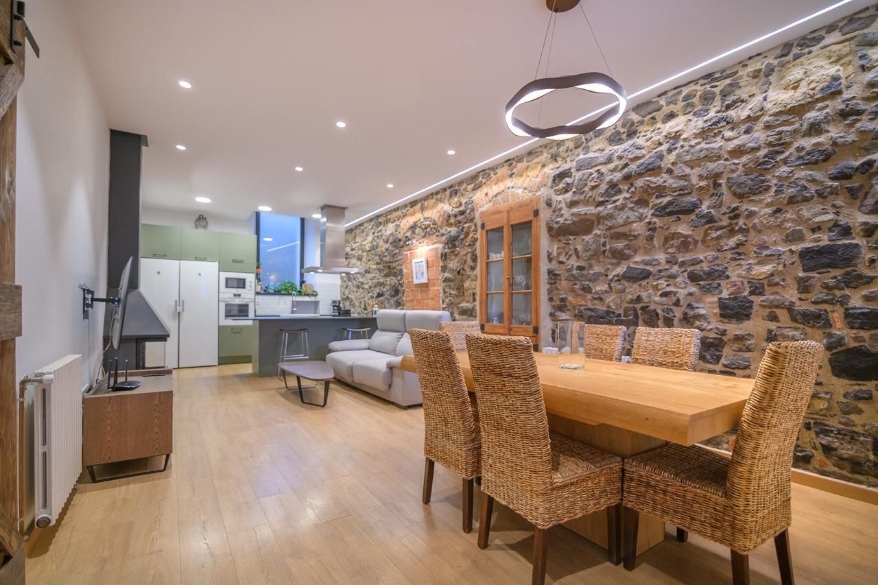 Menjador de Pis en venda en Callús amb Calefacció, Terrassa i Traster