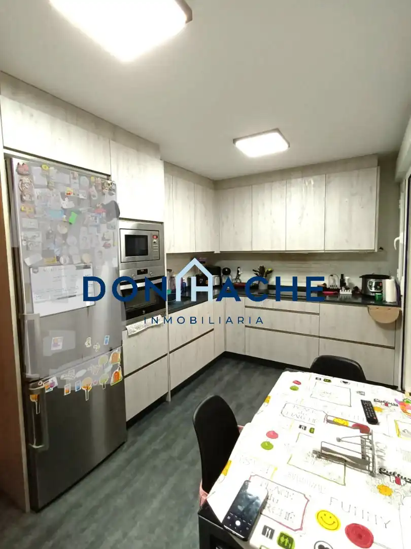 Flat with terrace for sale in Sur, imagen 4