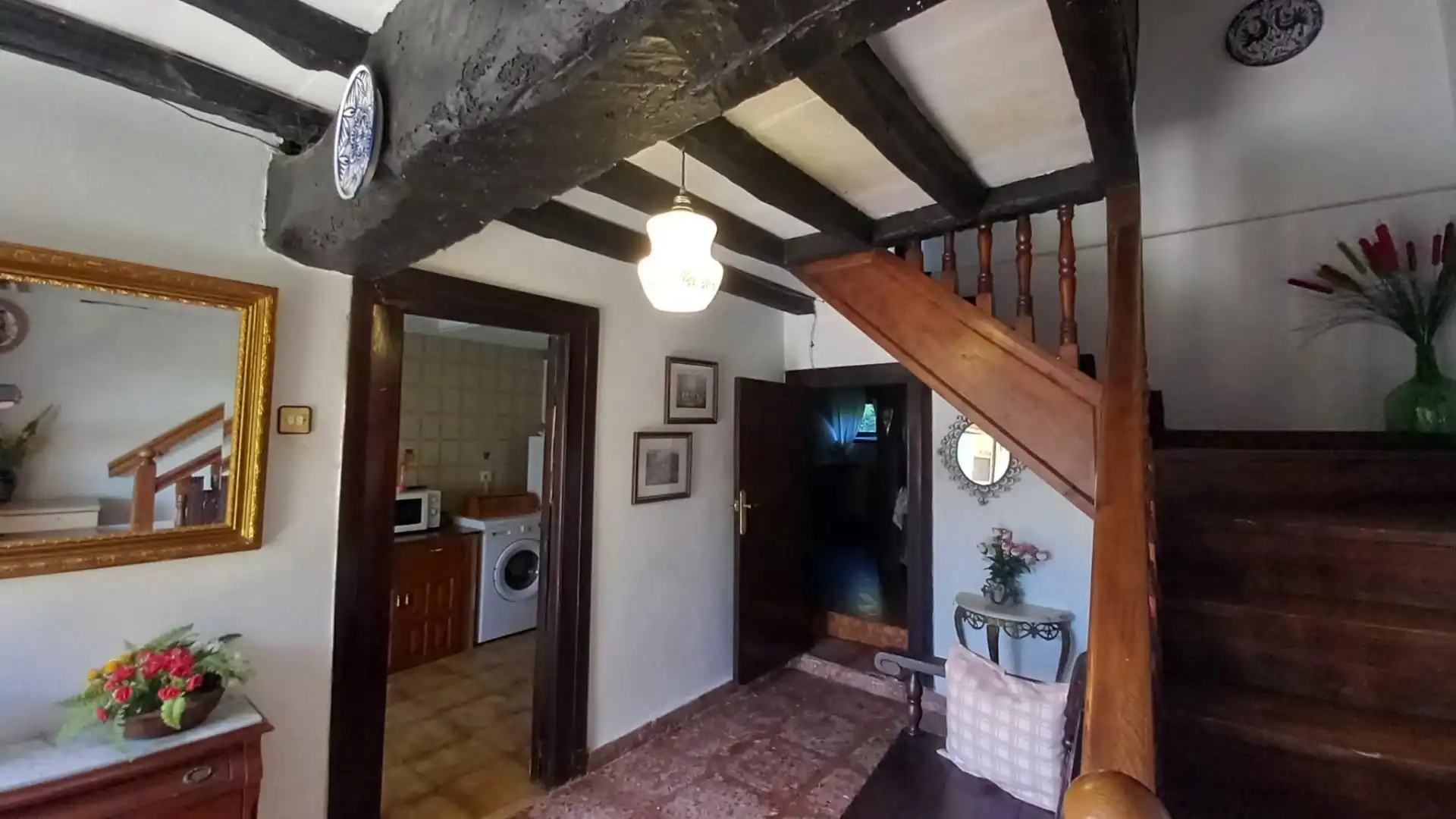 Houses for sale in Santillana del Mar  with Private garden, Storage room and Balcony