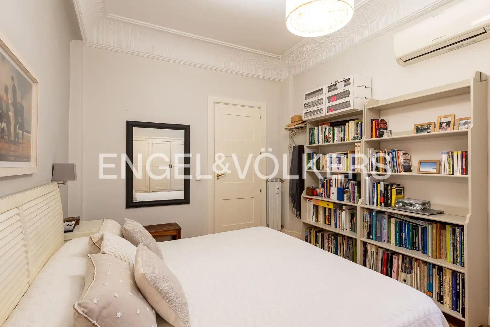 Habitación de Piso en venta en Madrid con Aire acondicionado y Calefacción