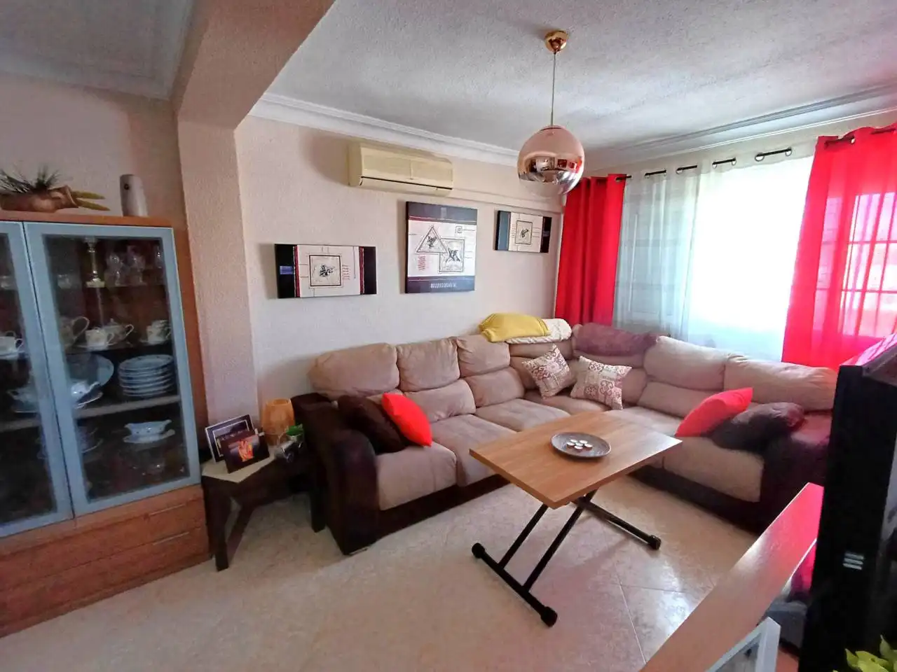 Wohnzimmer von Wohnung zum Verkauf in  Huelva Capital mit Klimaanlage und Möbliert