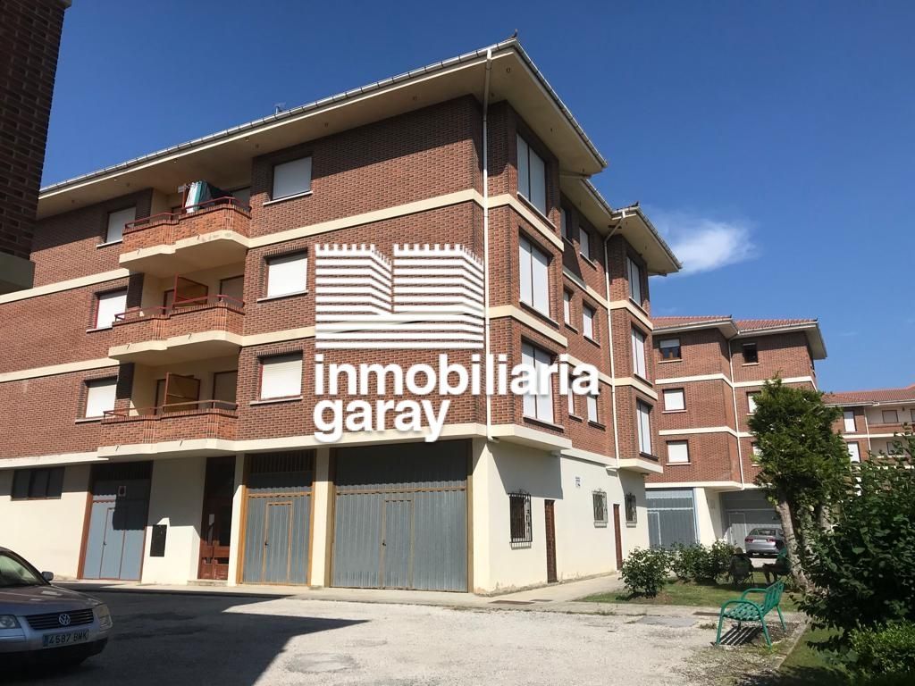 Exterior view of Flat for sale in Villarcayo de Merindad de Castilla la Vieja  with Balcony